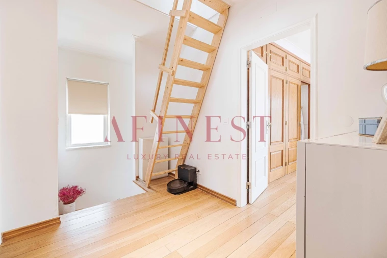 Moradia T4 para Venda em Alcabideche Foto 66