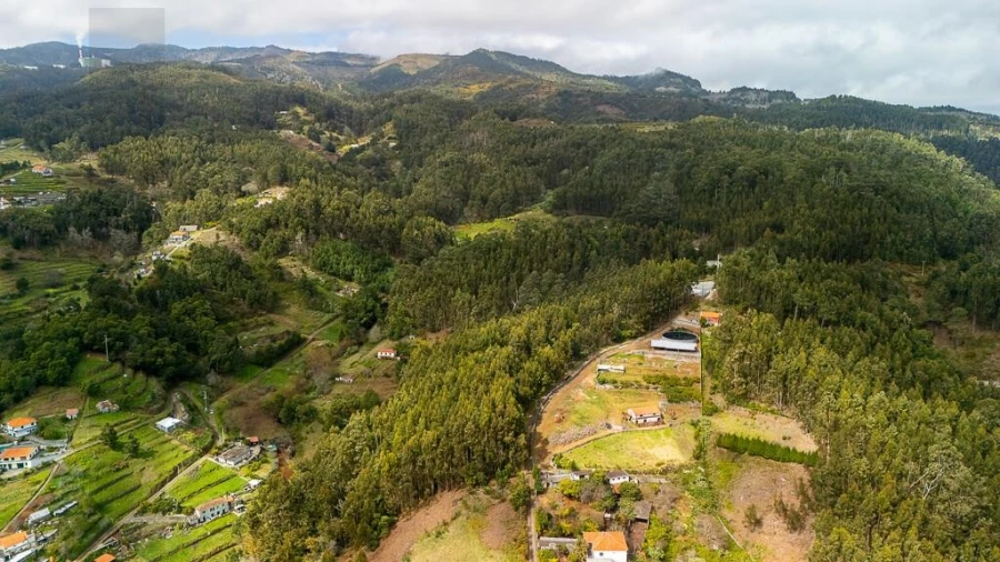 Terreno para Venda em Camacha Foto 10