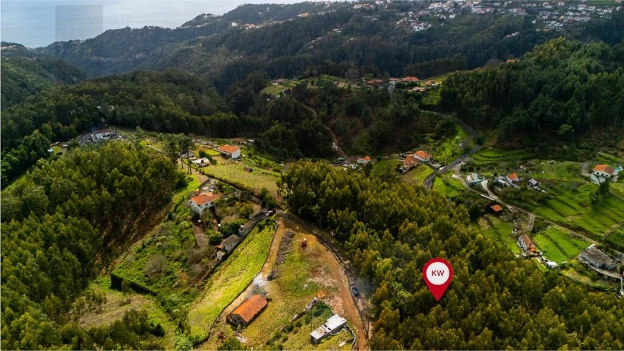 Terreno para Venda em Camacha Foto 6