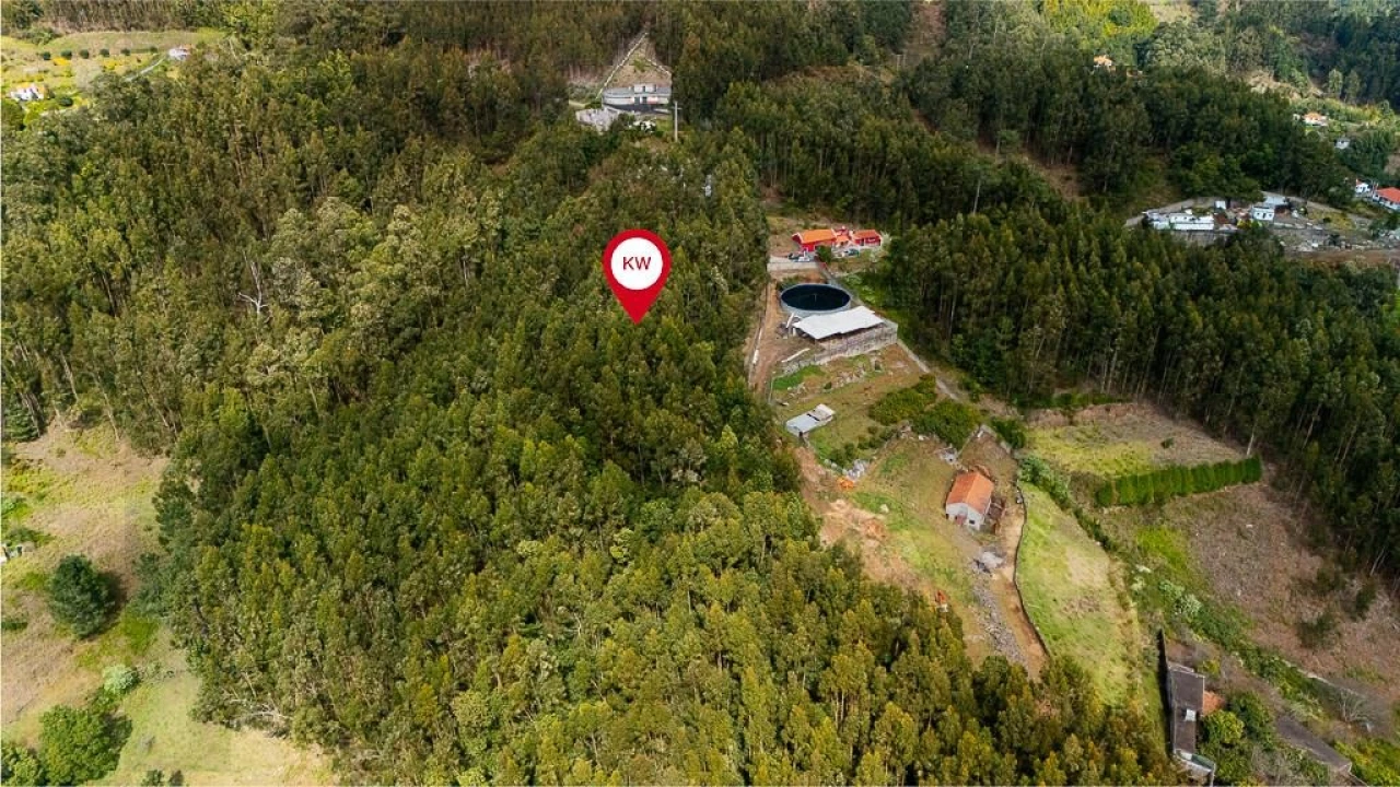 Terreno para Venda em Camacha Foto 2