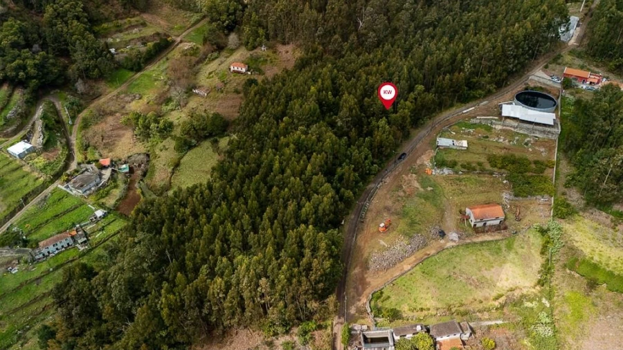 Terreno para Venda em Camacha