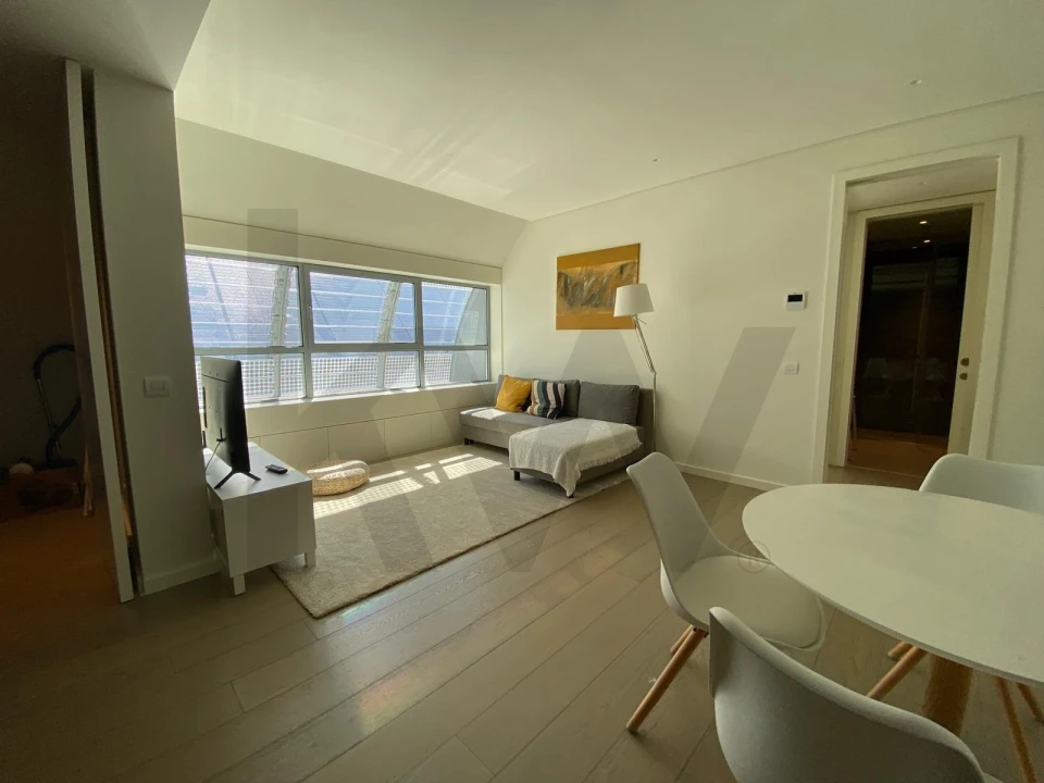 Apartamento T1 para Arrendamento em Marvila Foto 16