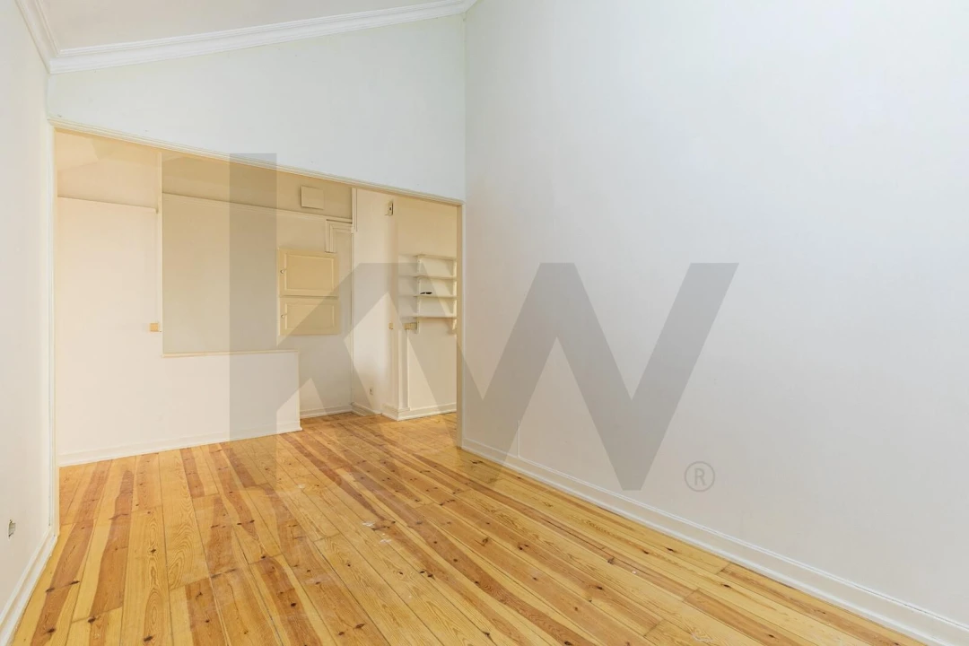 Apartamento T1 para Arrendamento em Santo António Foto 9