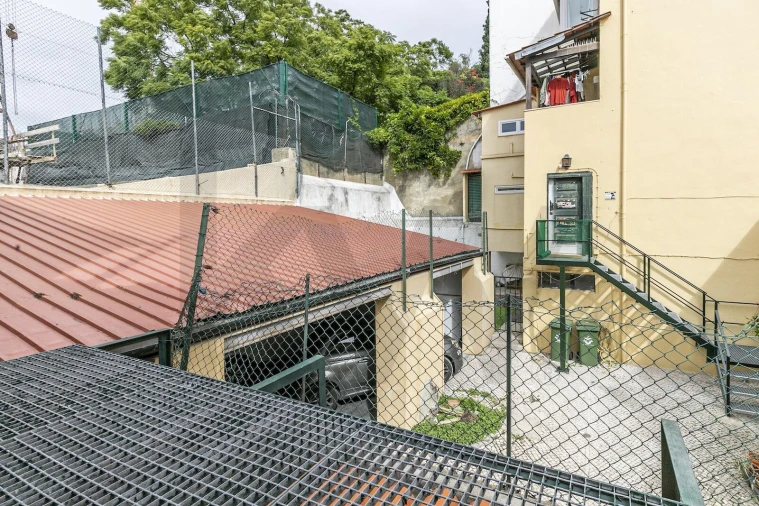 Apartamento T1 para Arrendamento em Santo António Foto 14