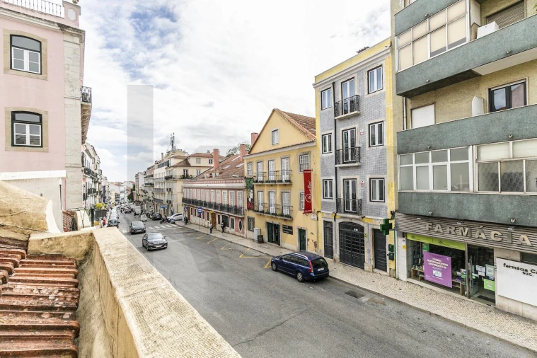 Apartamento T1 para Arrendamento em Santo António Foto 16