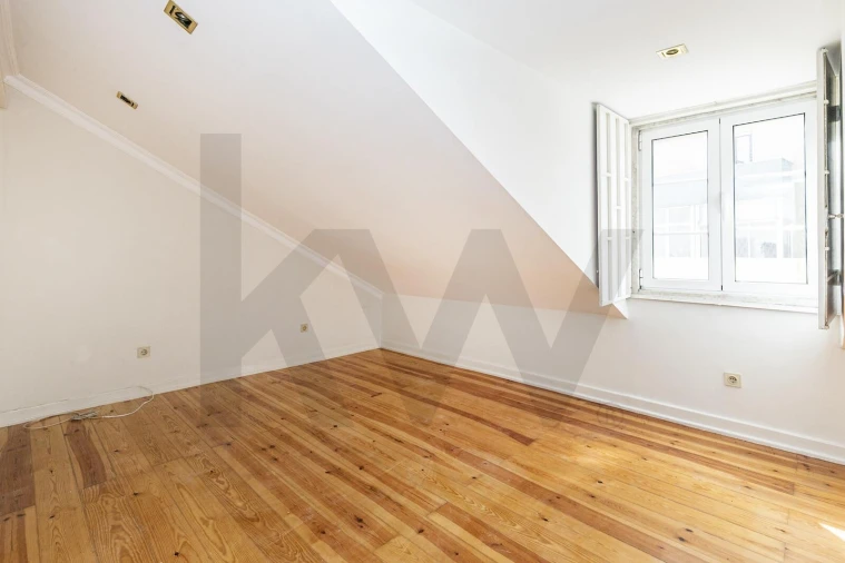 Apartamento T1 para Arrendamento em Santo António Foto 2