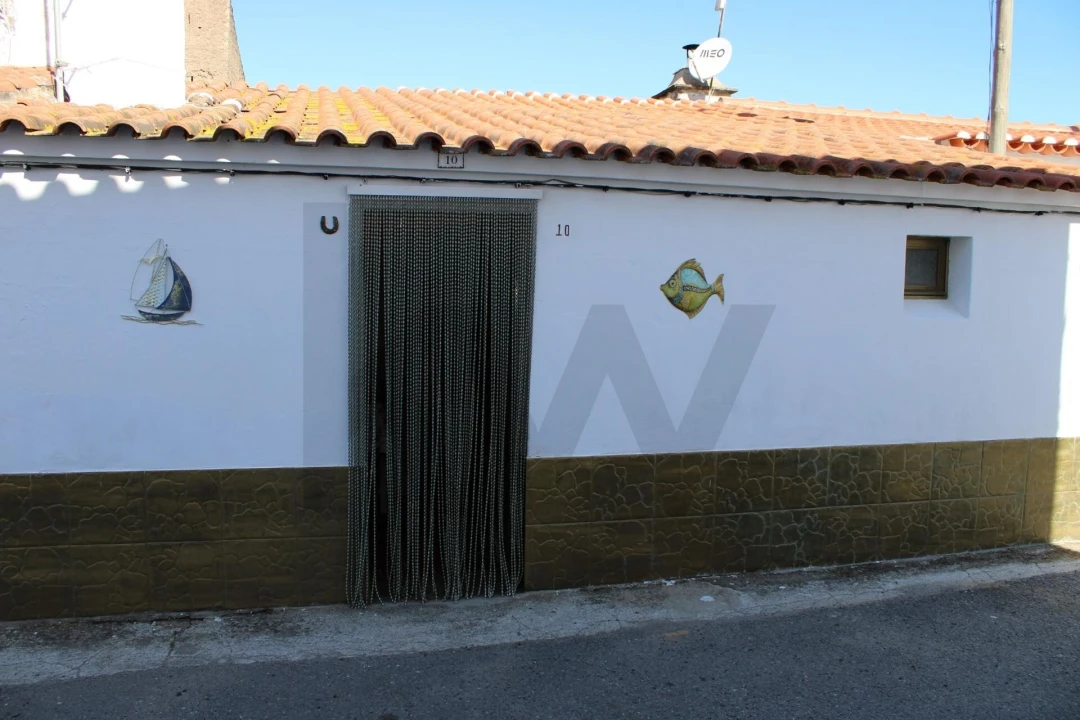 Moradia T1 para Venda em Almodôvar e Graça dos Padrões Foto 1