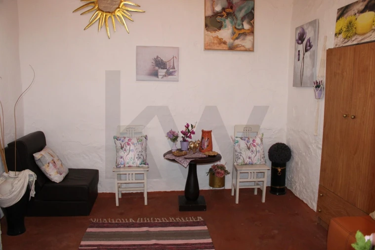 Moradia T1 para Venda em Almodôvar e Graça dos Padrões Foto 7