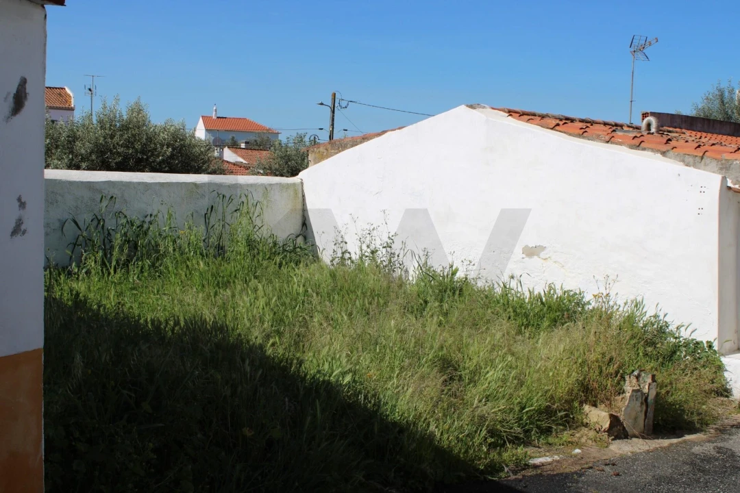 Terreno para Venda em Aldeia dos Fernandes Foto 1