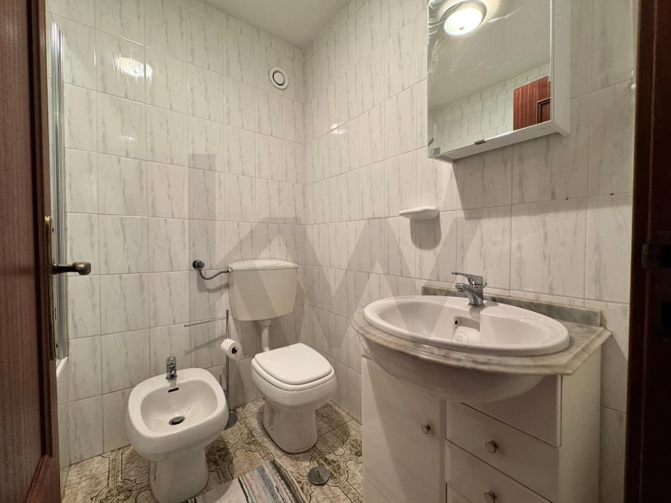 Apartamento T2 para Venda em Santo Antonio da Charneca Foto 14