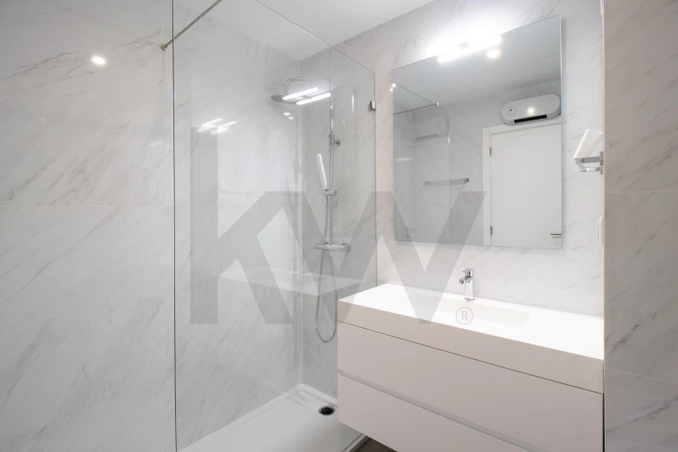 Apartamento T3 para Arrendamento em Oeiras e São Julião da Barra, Paço de Arcos e Caxias Foto 15