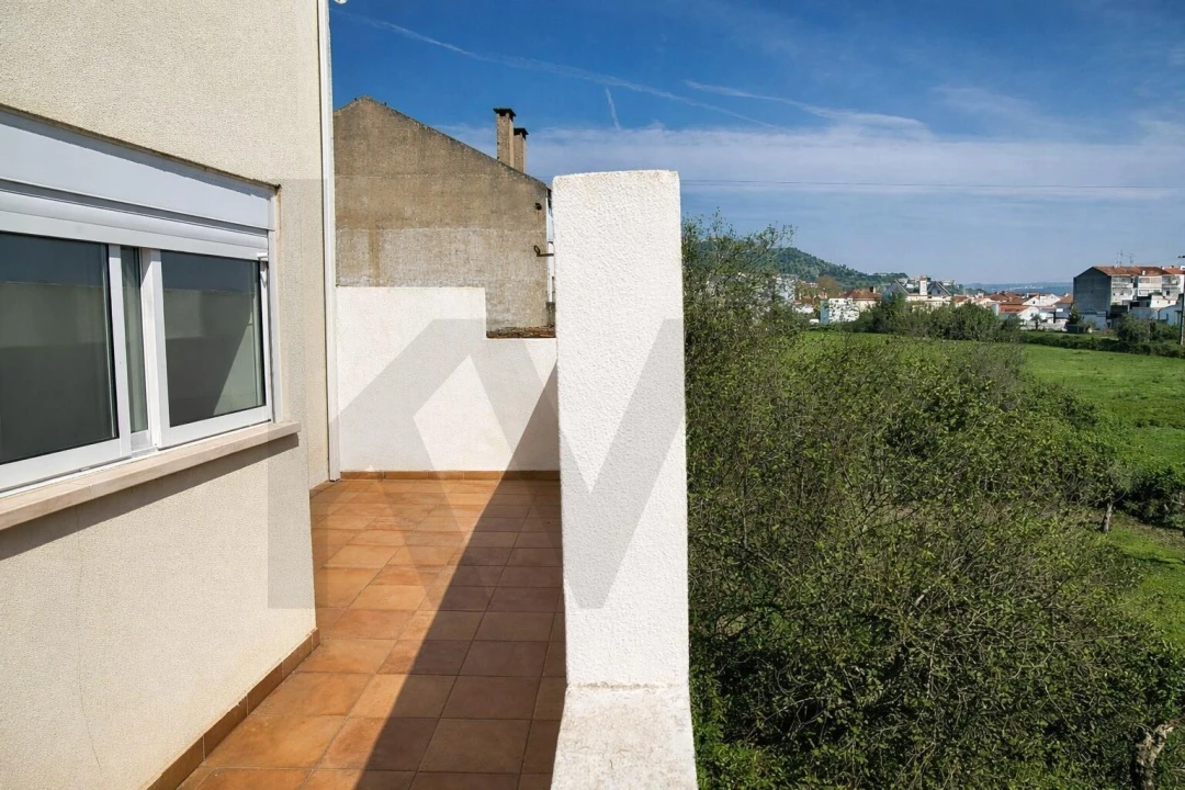 Apartamento T2 para Venda em São Miguel do Rio Torto e Rossio Ao Sul do Tejo Foto 2