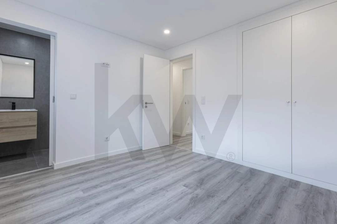 Apartamento T2 para Venda em Olivais Foto 16