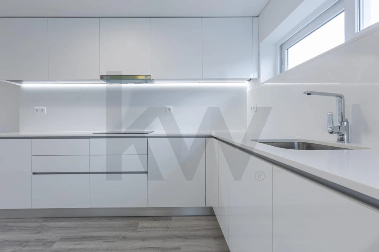 Apartamento T2 para Venda em Olivais Foto 7