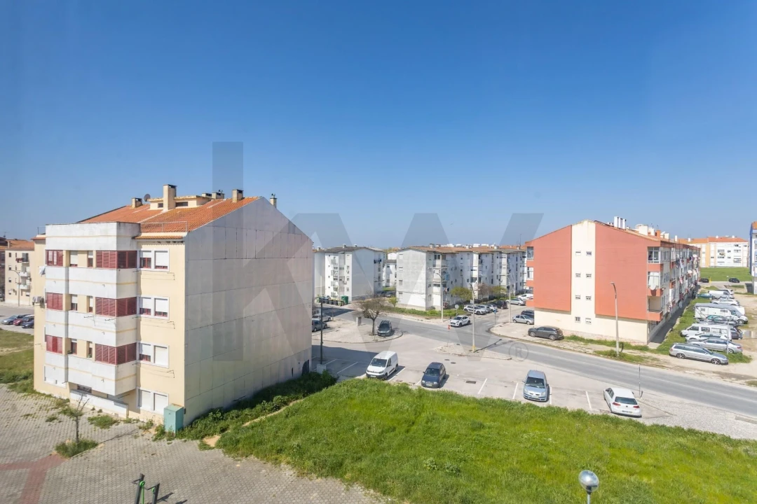 Apartamento T3 para Arrendamento em Moita Foto 29