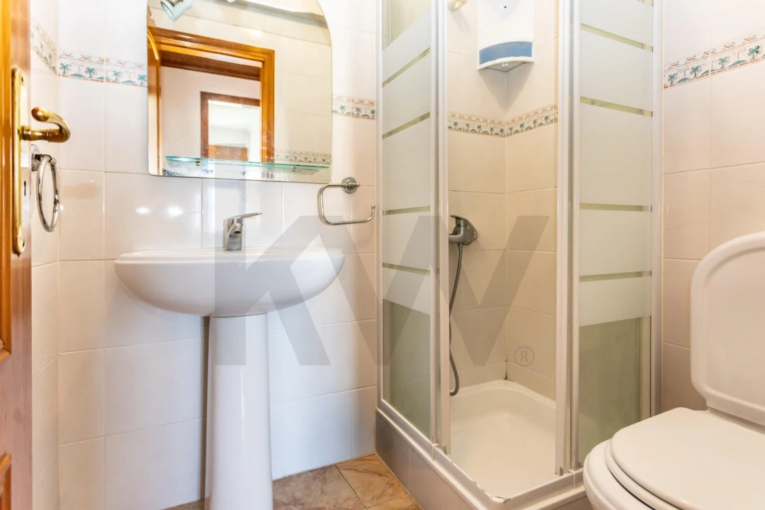 Apartamento T3 para Arrendamento em Moita Foto 11