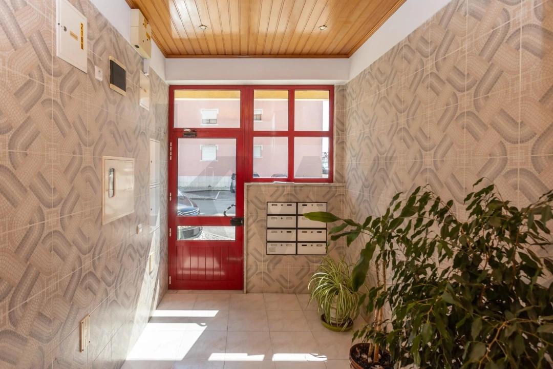 Apartamento T3 para Arrendamento em Moita Foto 32