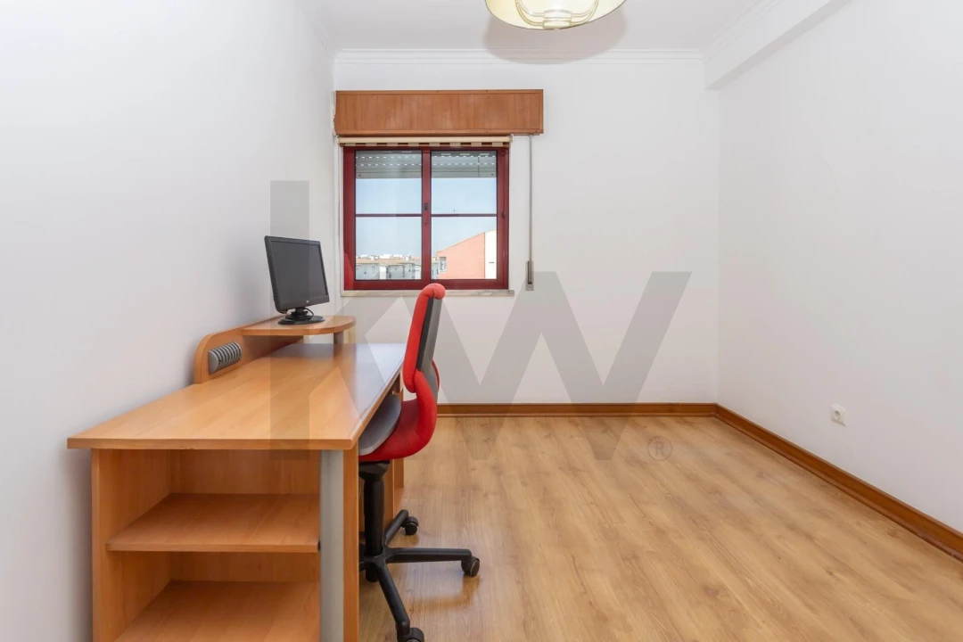 Apartamento T3 para Arrendamento em Moita Foto 7