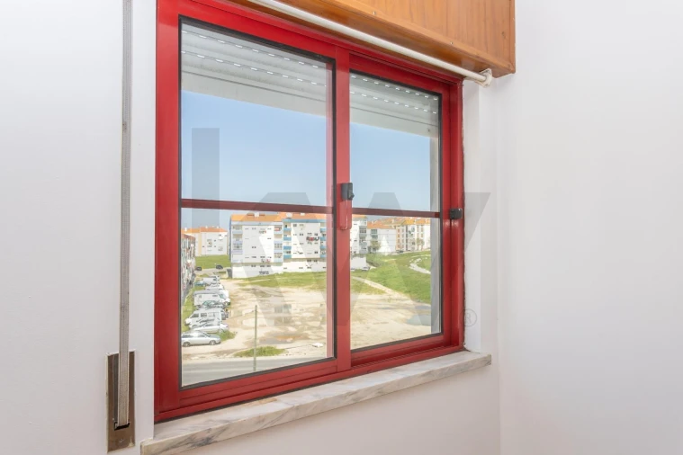 Apartamento T3 para Arrendamento em Moita Foto 21