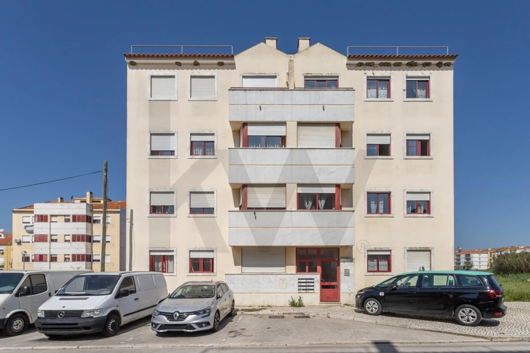 Apartamento T3 para Arrendamento em Moita Foto 36