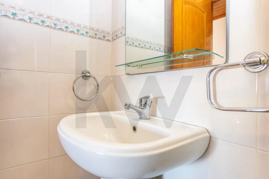 Apartamento T3 para Arrendamento em Moita Foto 12