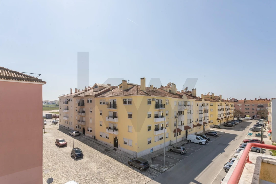 Apartamento T3 para Arrendamento em Moita Foto 27