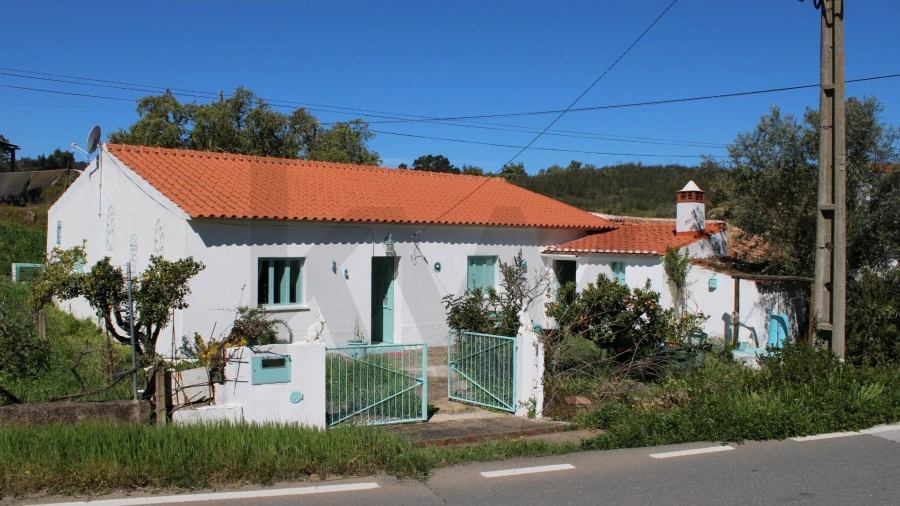 Quinta T3 para Venda em Almodôvar e Graça dos Padrões