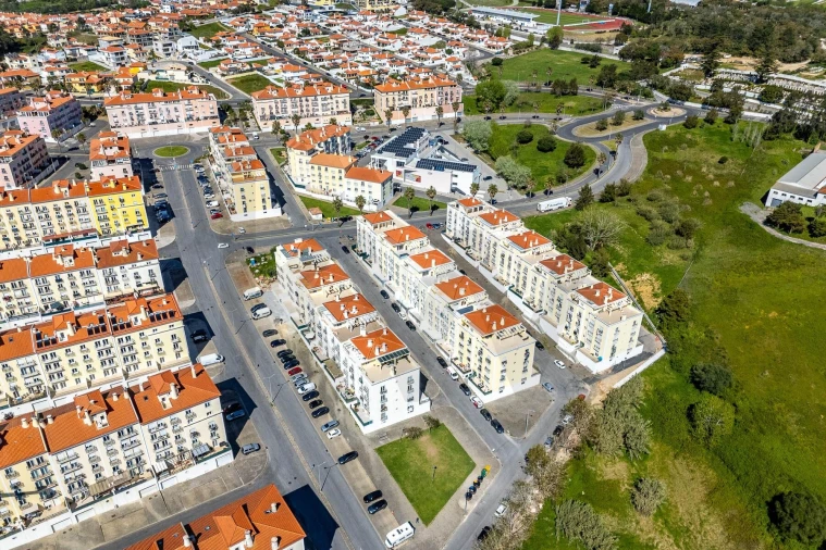 Apartamento T2 para Venda em Mafra Foto 50