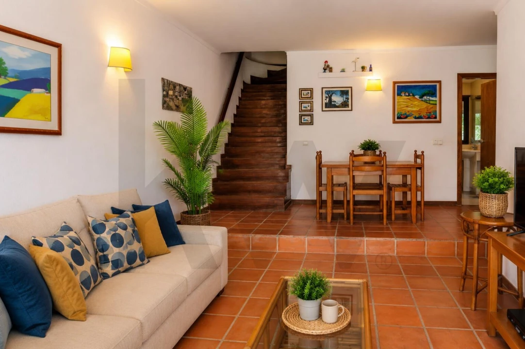 Apartamento T2 para Venda em Quarteira Foto 8