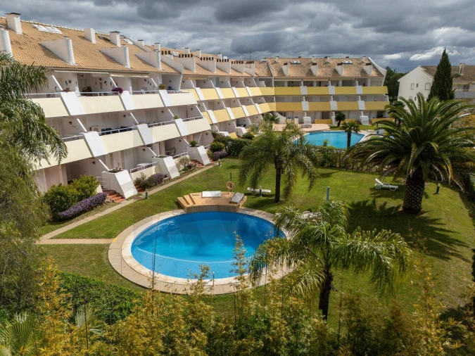 Apartamento T2 para Venda em Quarteira Foto 2