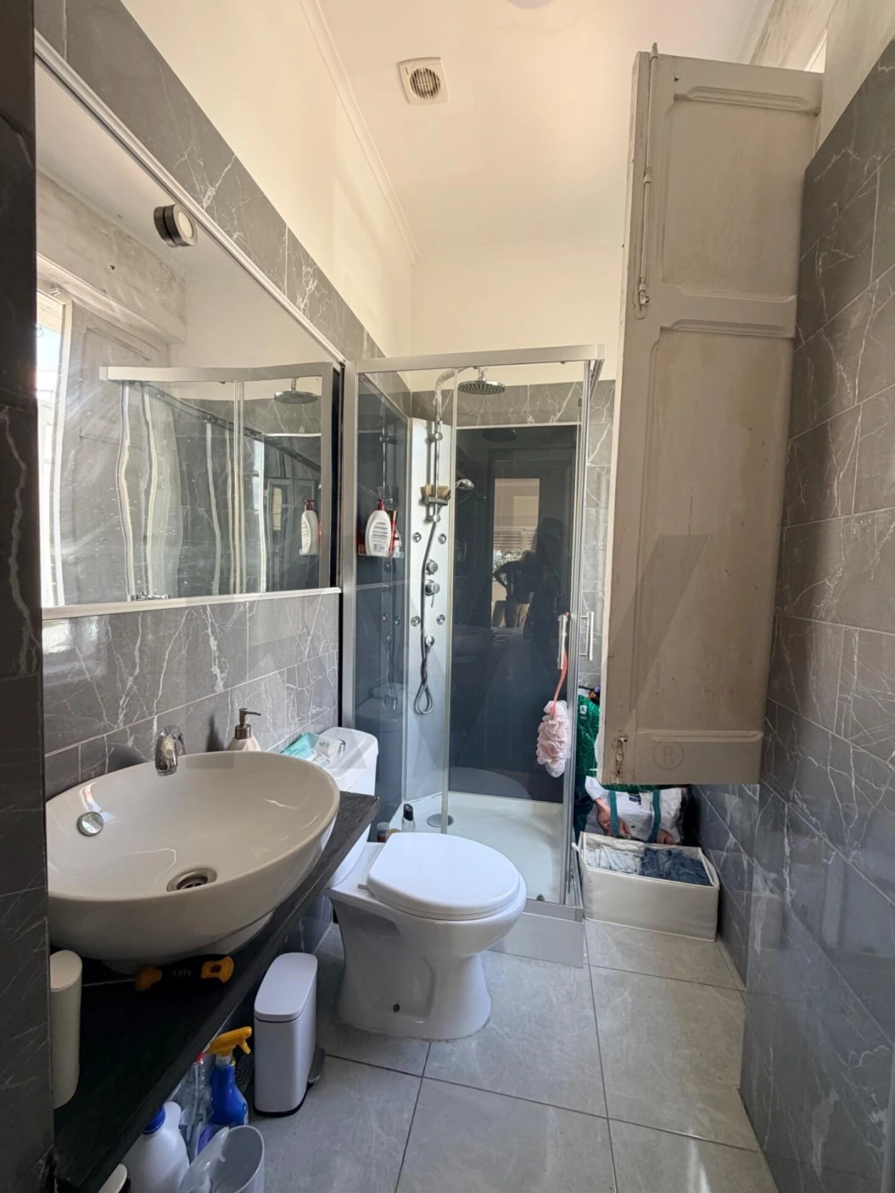 Apartamento T2 para Venda em Campolide Foto 11