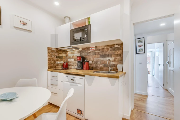 Prédio para Arrendamento em Misericórdia Foto 18