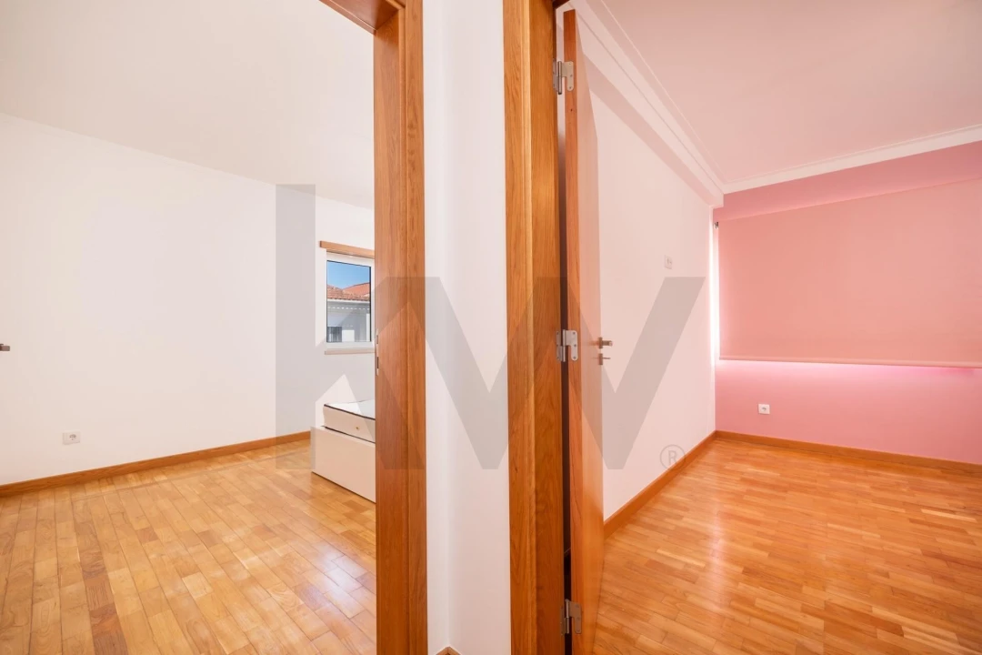 Apartamento T4 para Venda em Eiras e São Paulo de Frades Foto 13