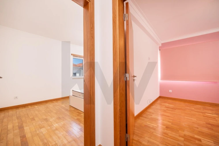 Apartamento T4 para Venda em Eiras e São Paulo de Frades Foto 13