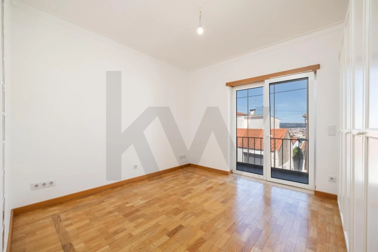 Apartamento T4 para Venda em Eiras e São Paulo de Frades Foto 10