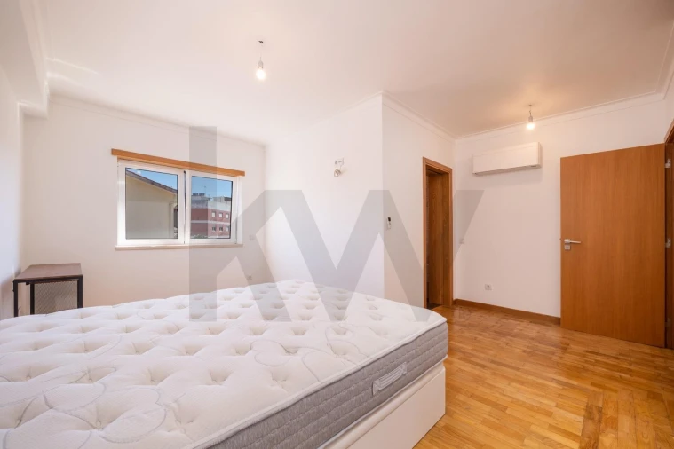 Apartamento T4 para Venda em Eiras e São Paulo de Frades Foto 20