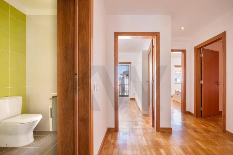 Apartamento T4 para Venda em Eiras e São Paulo de Frades Foto 18