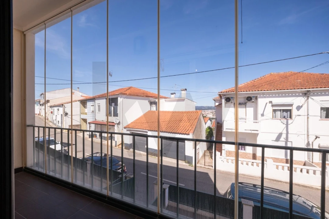 Apartamento T4 para Venda em Eiras e São Paulo de Frades Foto 12