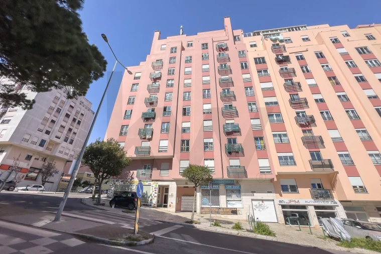 Apartamento T2 para Venda em Rio de Mouro