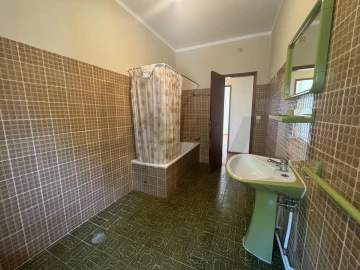 Moradia T3 para Venda em Cavernães