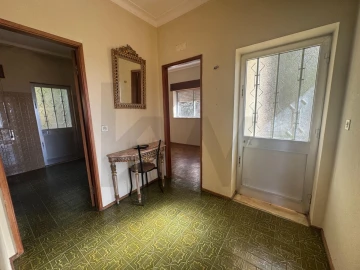 Moradia T3 para Venda em Cavernães