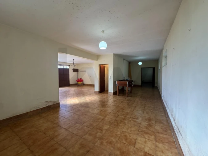 Moradia T3 para Venda em Cavernães Foto 35