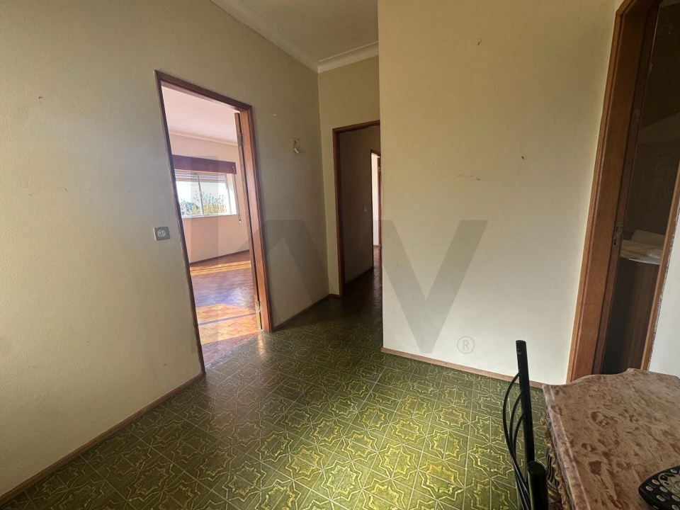 Moradia T3 para Venda em Cavernães Foto 10