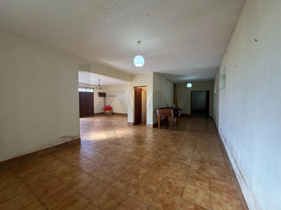 Moradia T3 para Venda em Cavernães Foto 35