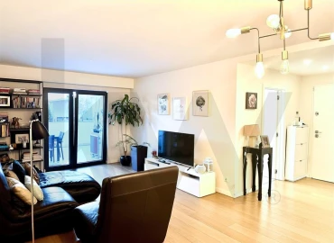 Apartamento T2 para Arrendamento em Carcavelos e Parede