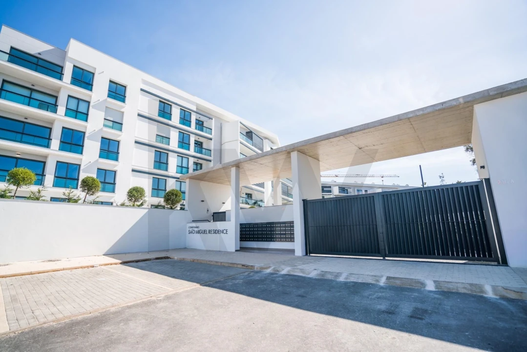 Apartamento T2 para Arrendamento em Carcavelos e Parede Foto 2