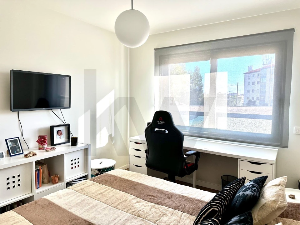 Apartamento T2 para Arrendamento em Carcavelos e Parede Foto 15