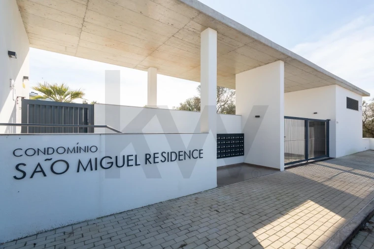 Apartamento T2 para Arrendamento em Carcavelos e Parede Foto 12