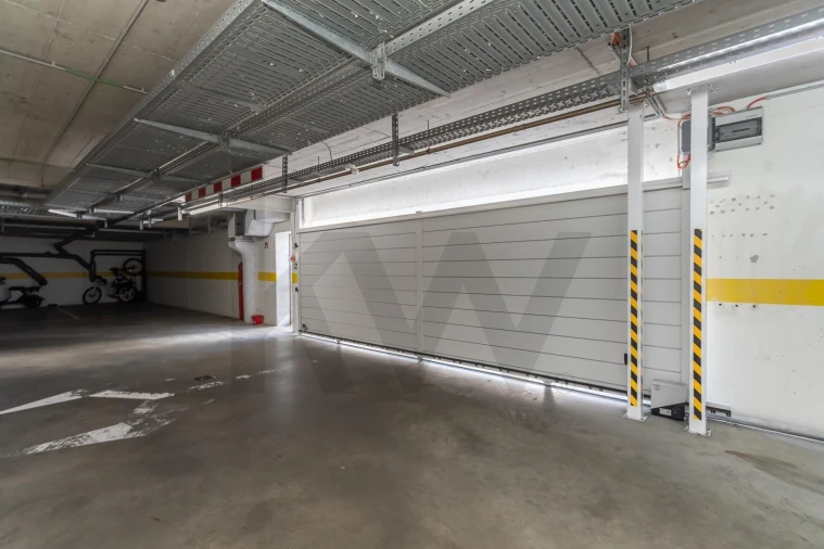 Apartamento T2 para Arrendamento em Carcavelos e Parede Foto 8