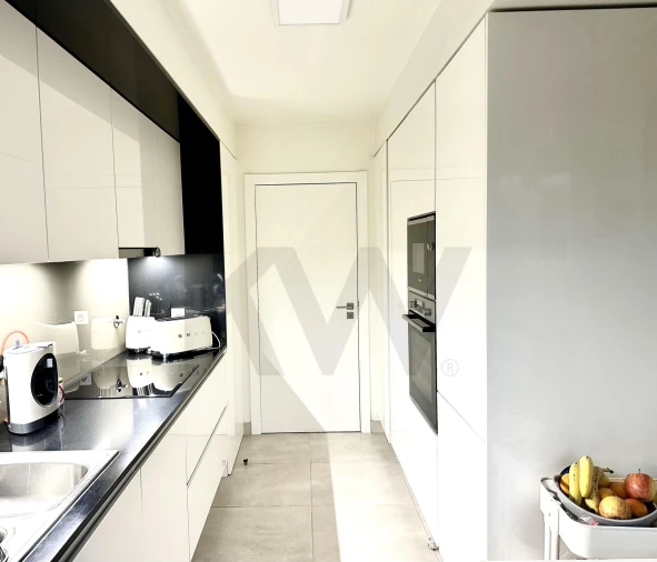 Apartamento T2 para Arrendamento em Carcavelos e Parede Foto 4